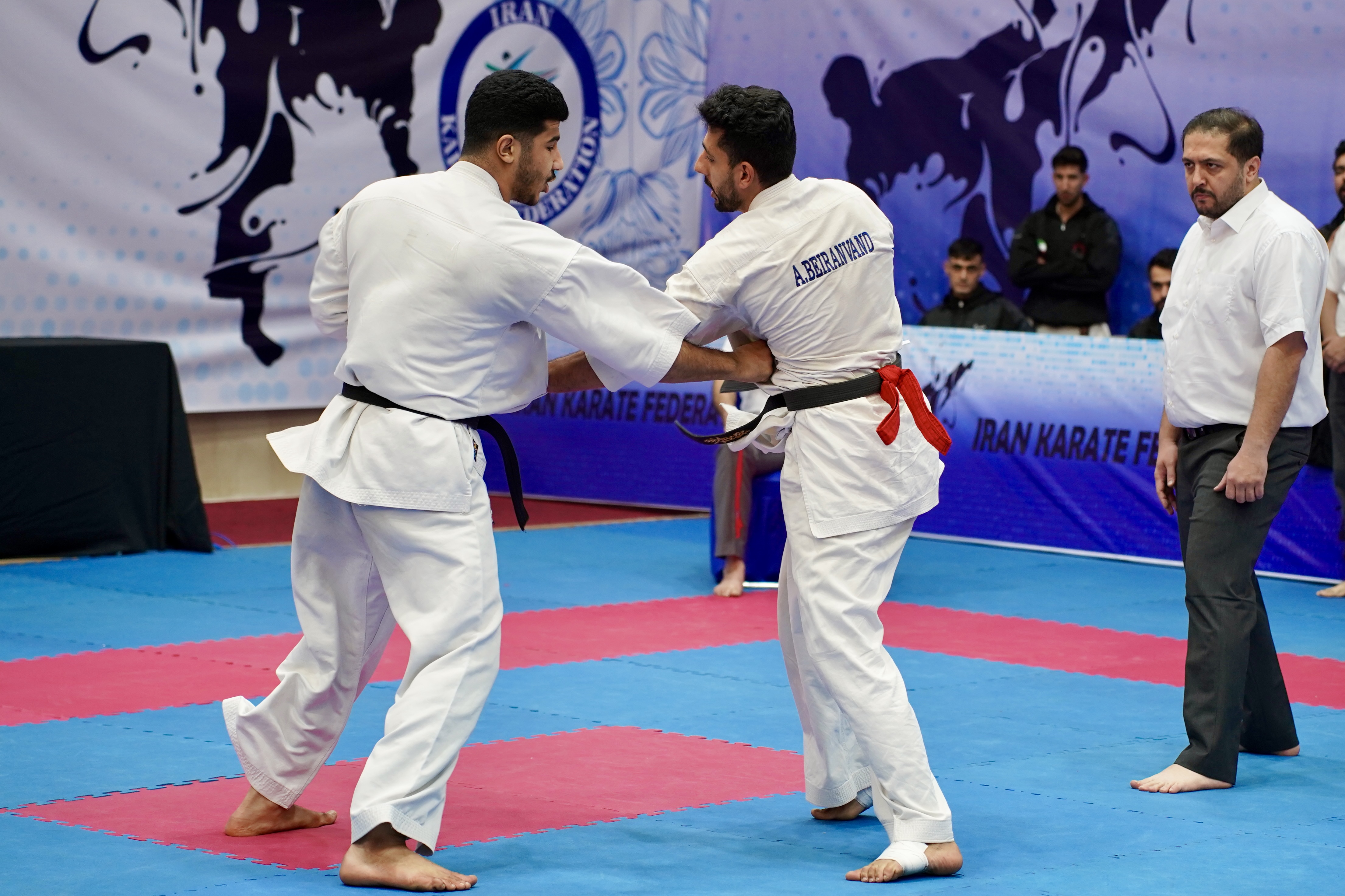 صدرنشيني پاس مازندران و عقاب نهاجا در  سوپر ليگ سبكهاي آزاد 