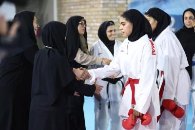 حضور كاظمي پور و فرهادي زاد در تمرين تيم ملي كاراته بانوان