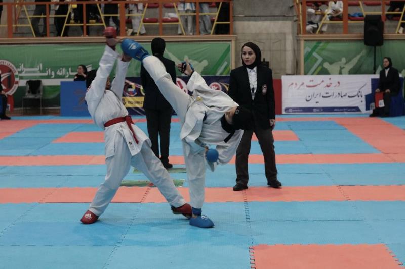 قهرماني مازندران در ليگ كاراته وان دختران