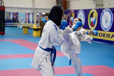 تمرينات ملي پوشان بانوان كاراته كشورمان پيش از اعزام به رقابت هاي قهرماني جهان