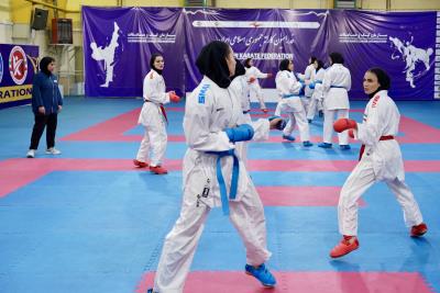 تمرينات ملي پوشان بانوان كاراته كشورمان پيش از اعزام به رقابت هاي قهرماني جهان