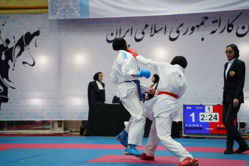 مازندران صدرنشين مسابقات قهرماني كشور كاراته بانوان