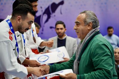 رقابت هاي قهرماني كشور كاتا تيمي بزرگسالان