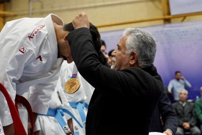 رقابت هاي قهرماني كشور كاتا تيمي بزرگسالان