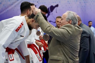 رقابت هاي قهرماني كشور كاتا تيمي بزرگسالان