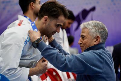 رقابت هاي قهرماني كشور كاتا تيمي بزرگسالان