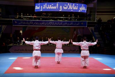 حضور پر شور خانواده كاراته در  گردهمايي بزرگ اقتدار ورزش كشور 