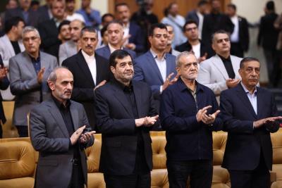 تقدير از صالح اباذري با اهداي «نشان جهان‌پهلوان تختي» در برنامه «قهرمان ايران»